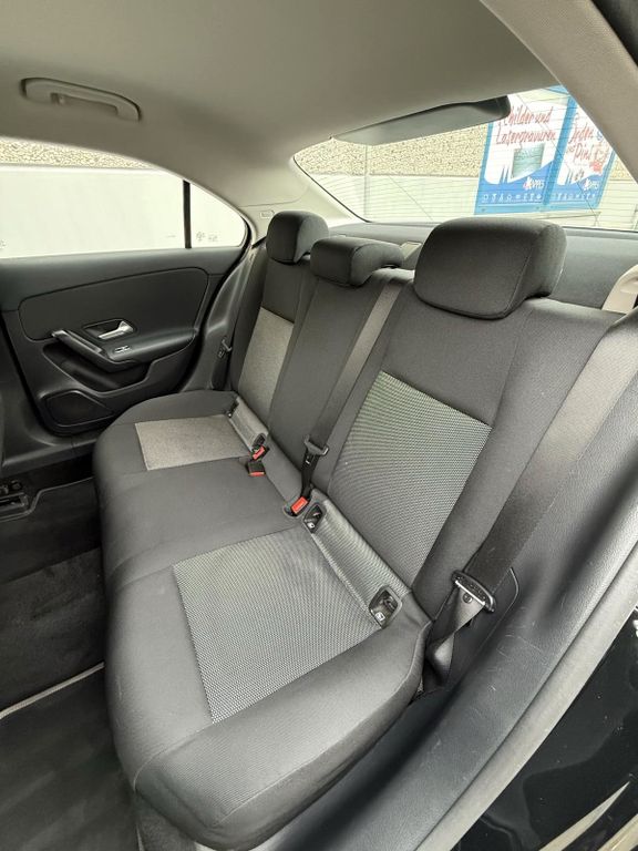 Mercedes-Benz A 180 2021