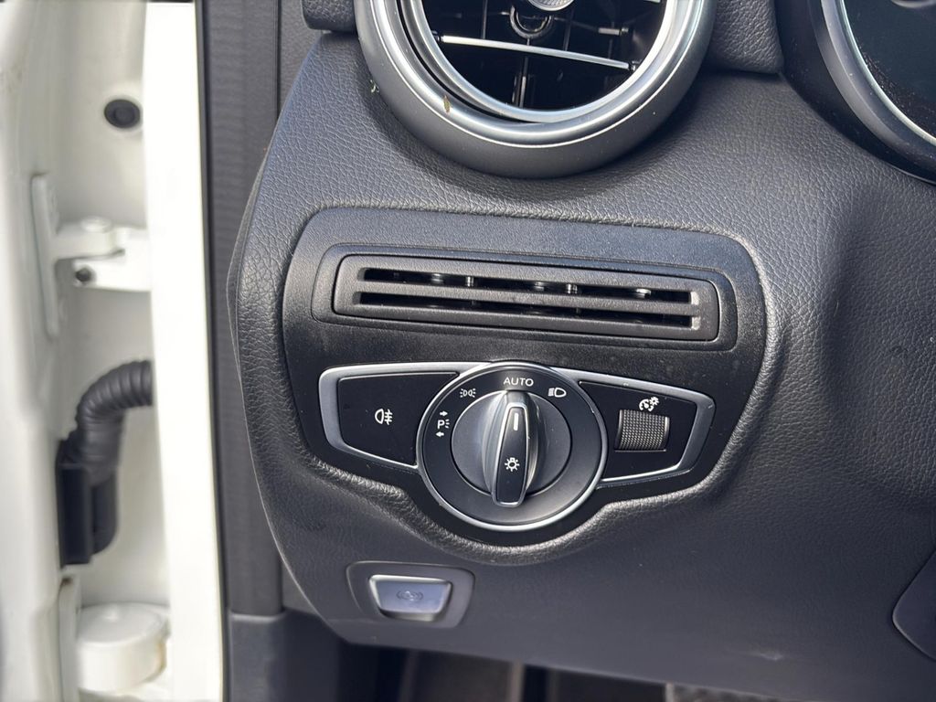 Mercedes-Benz GLC 300 2021