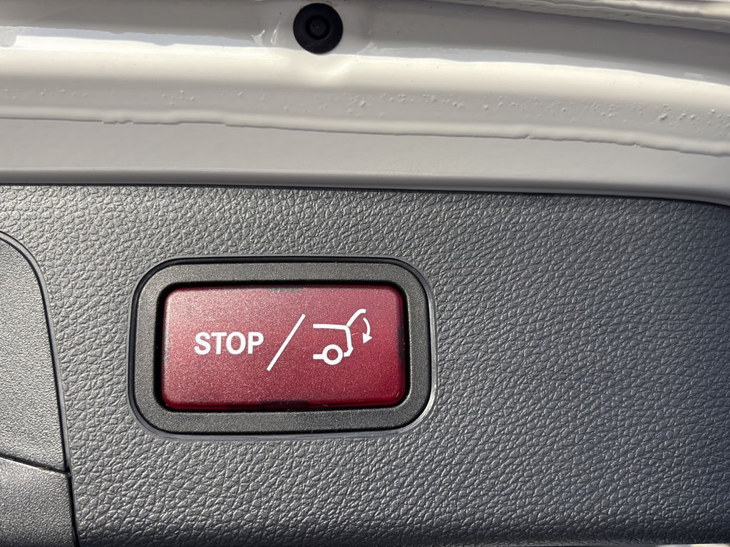 Mercedes-Benz GLC 300 2021