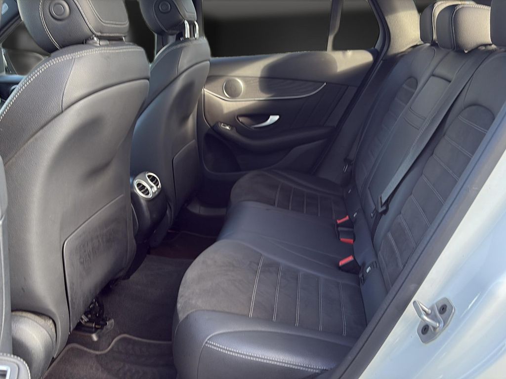 Mercedes-Benz GLC 300 2021