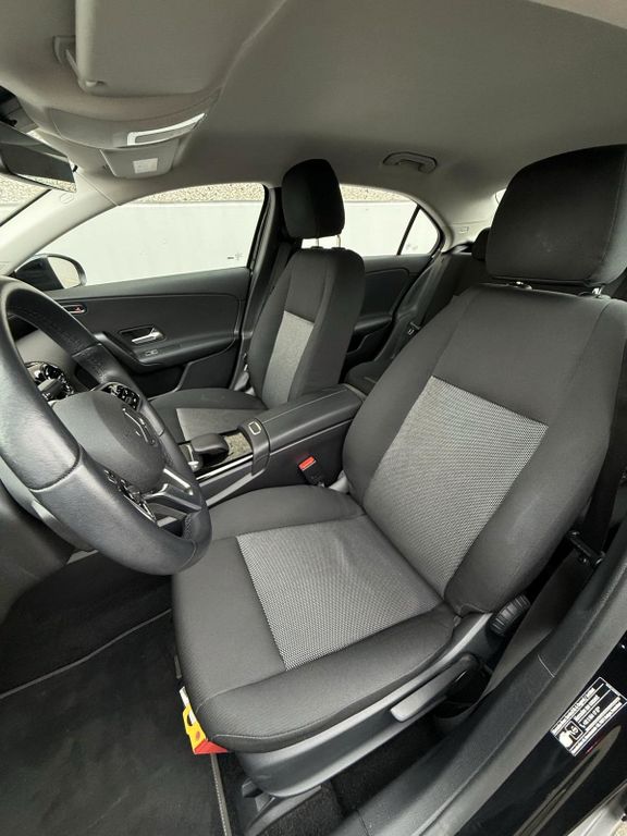 Mercedes-Benz A 180 2021