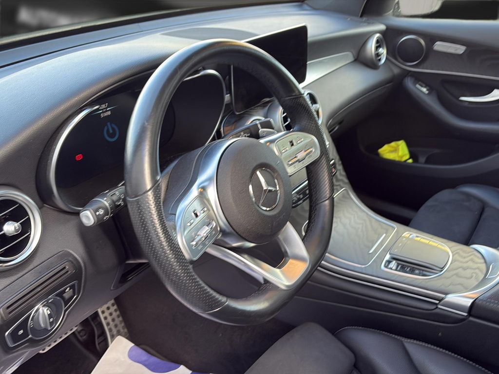 Mercedes-Benz GLC 300 2021