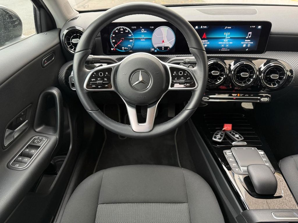 Mercedes-Benz A 180 2021