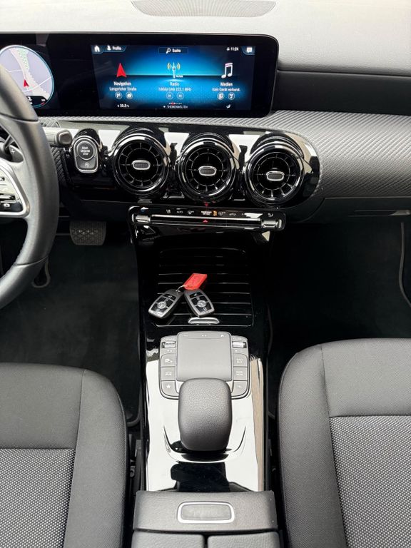 Mercedes-Benz A 180 2021