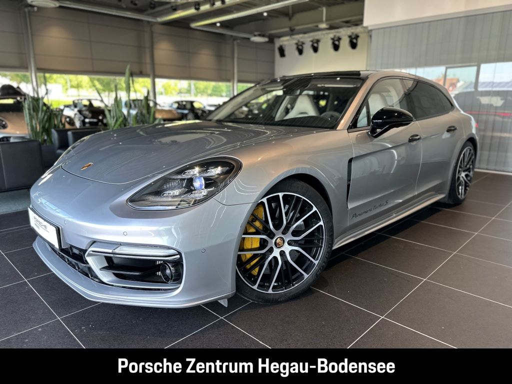 Porsche Panamera 2023