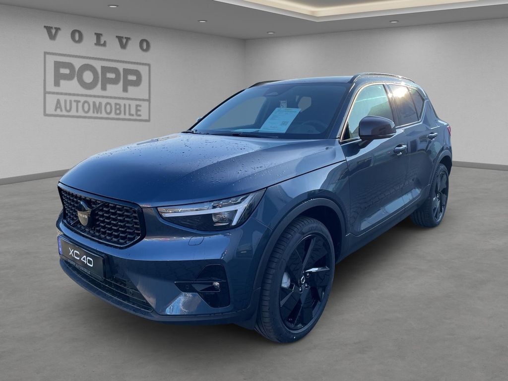 Volvo XC40 2025