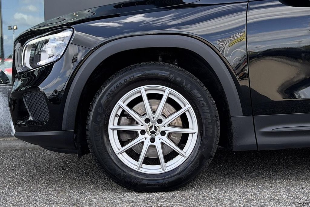 Mercedes-Benz GLB 180 2021