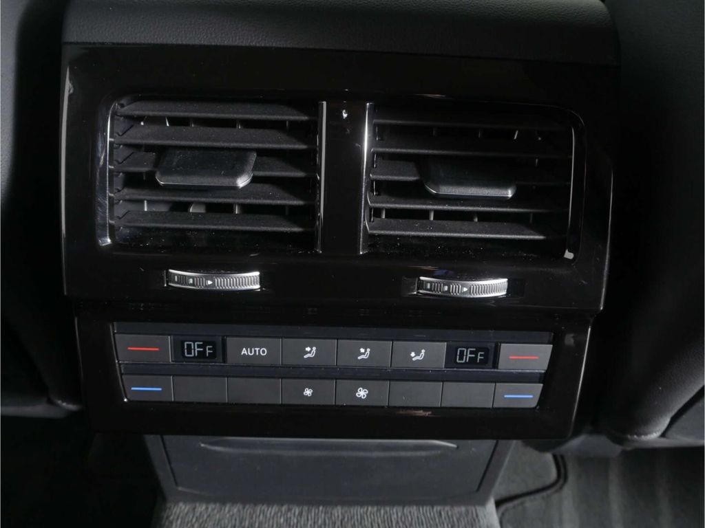 Volkswagen Touareg 2025