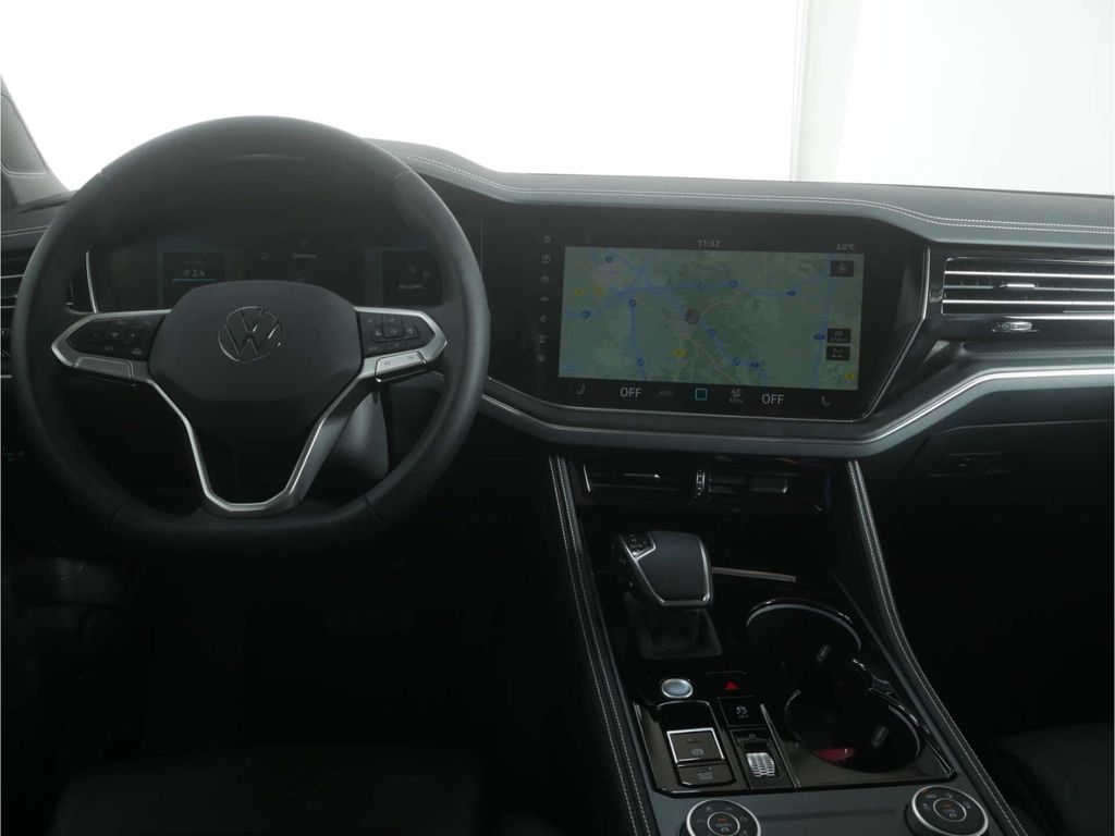 Volkswagen Touareg 2025