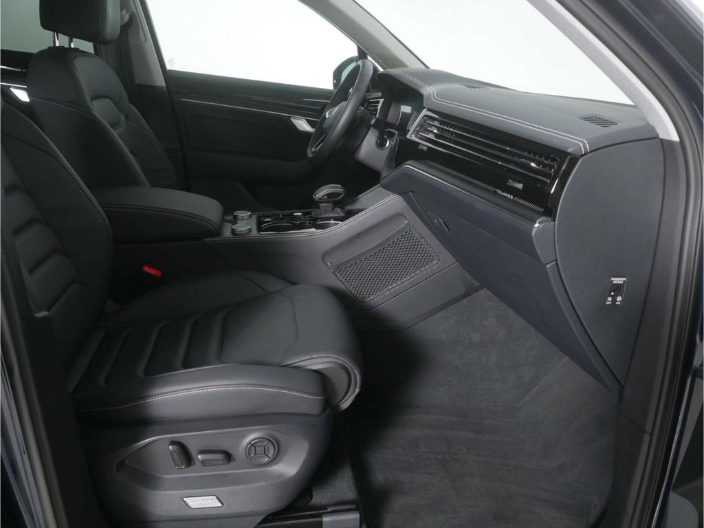 Volkswagen Touareg 2025