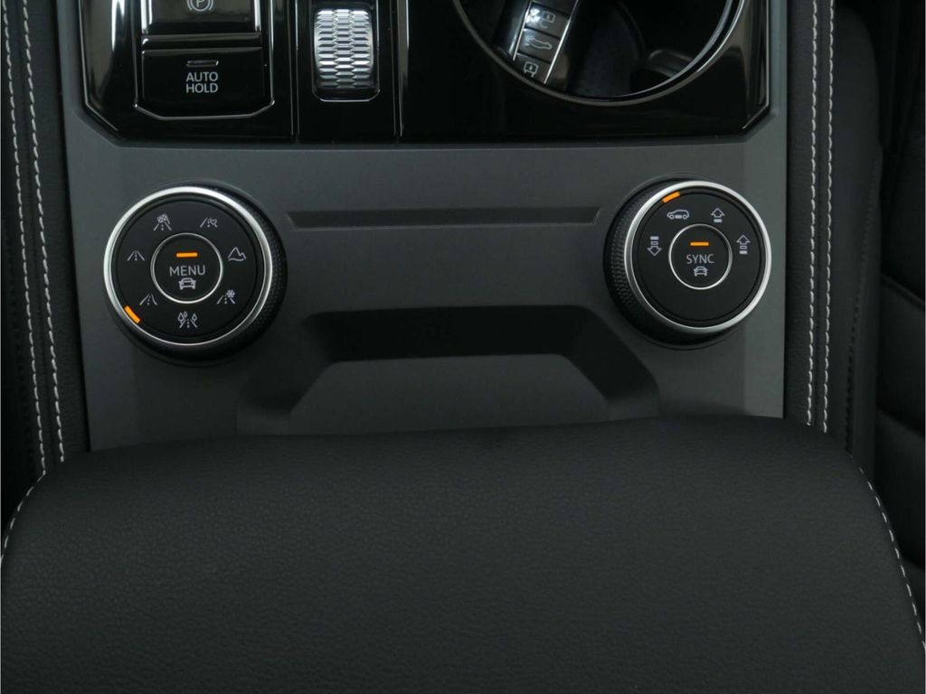 Volkswagen Touareg 2025