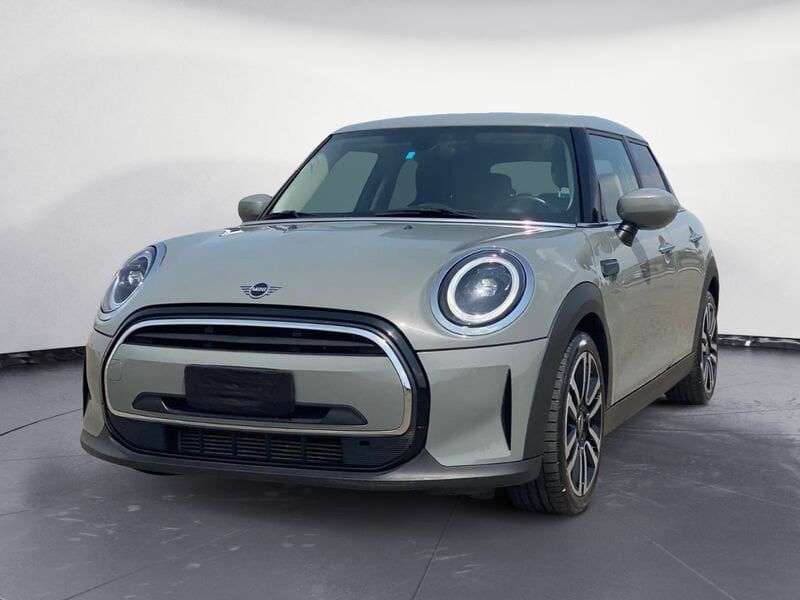 MINI ONE 2022