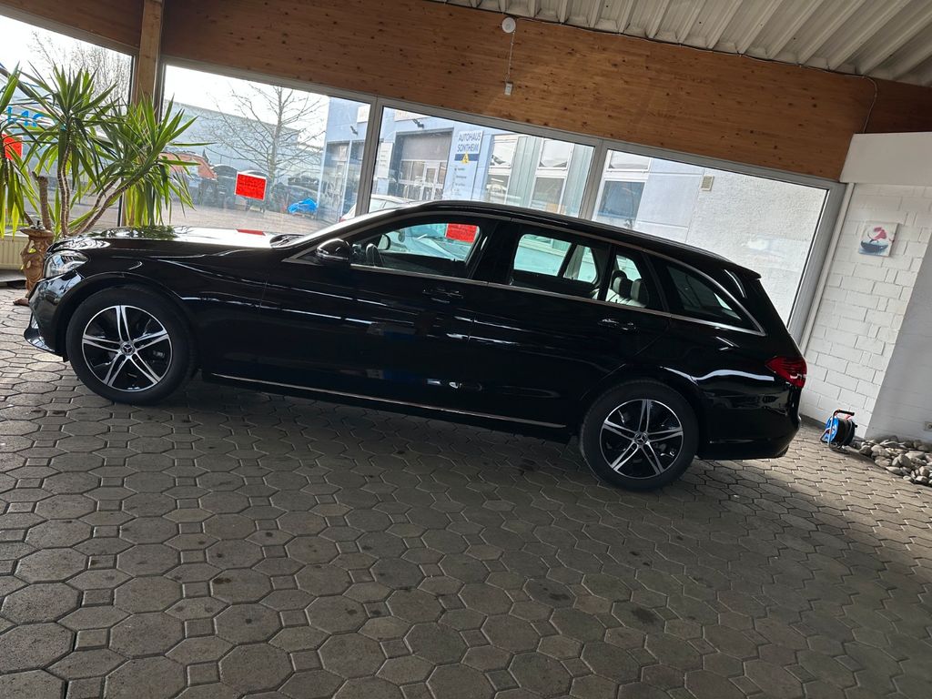 Mercedes-Benz C 200 2020