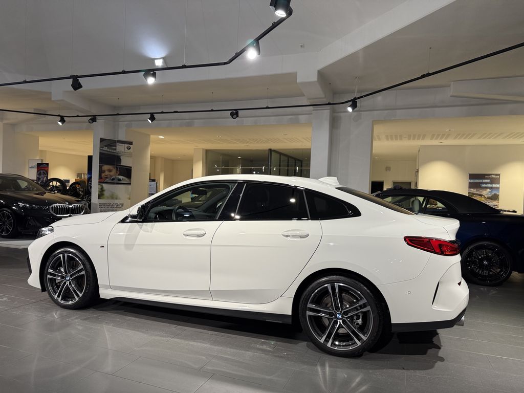 BMW 220 Gran Coupé 2025