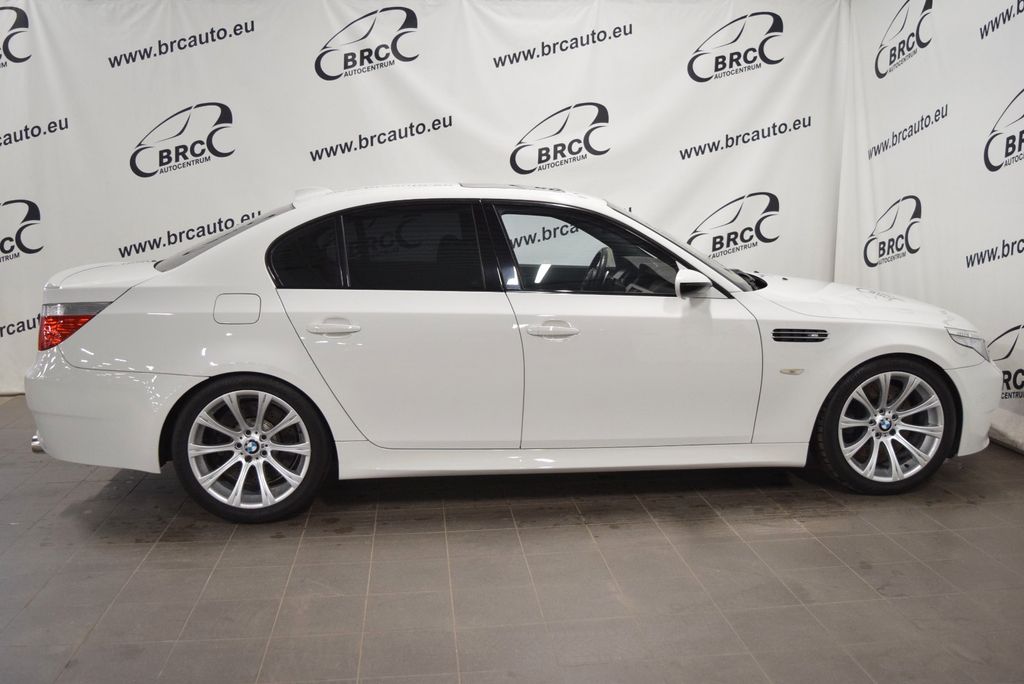 BMW M5 2007