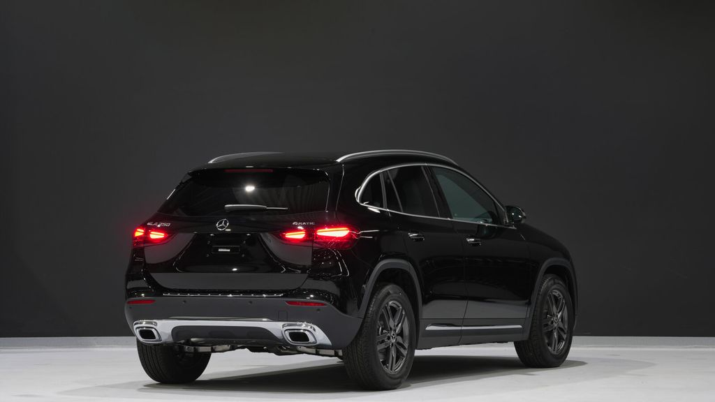 Mercedes-Benz GLA 250 2025