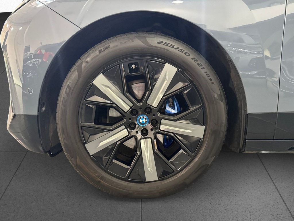 BMW iX 2022