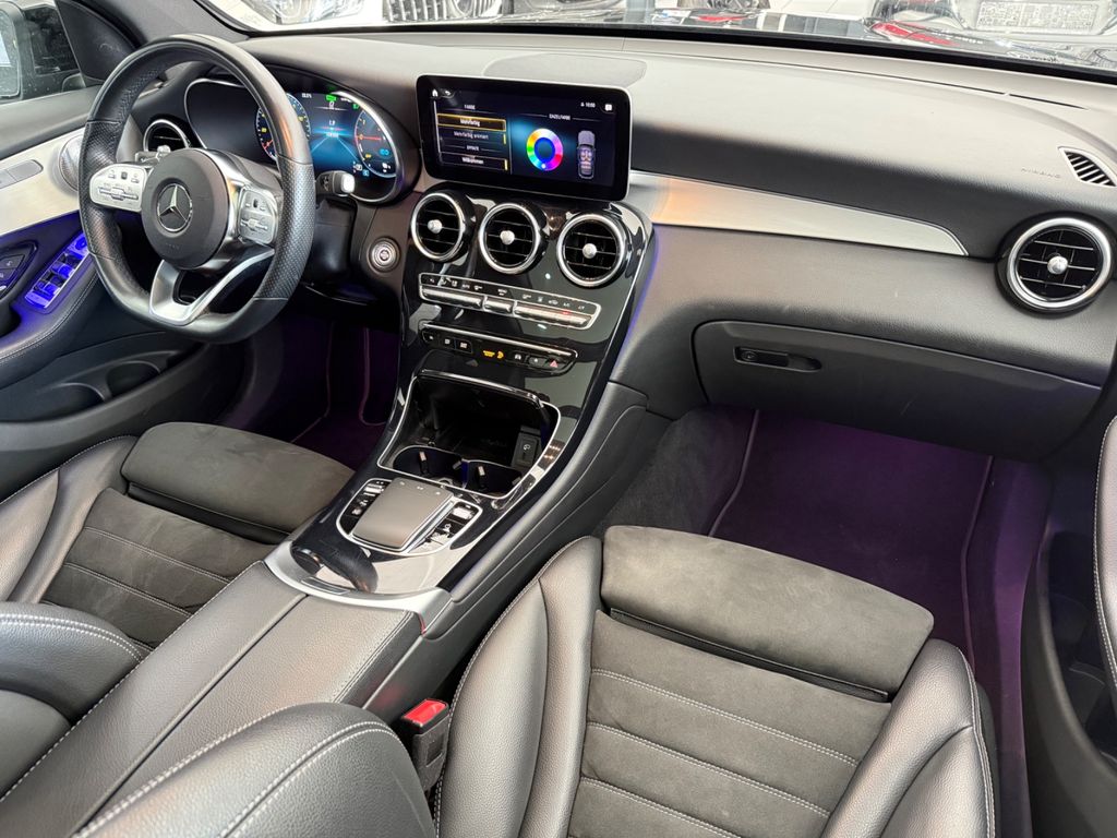 Mercedes-Benz GLC 300 2021