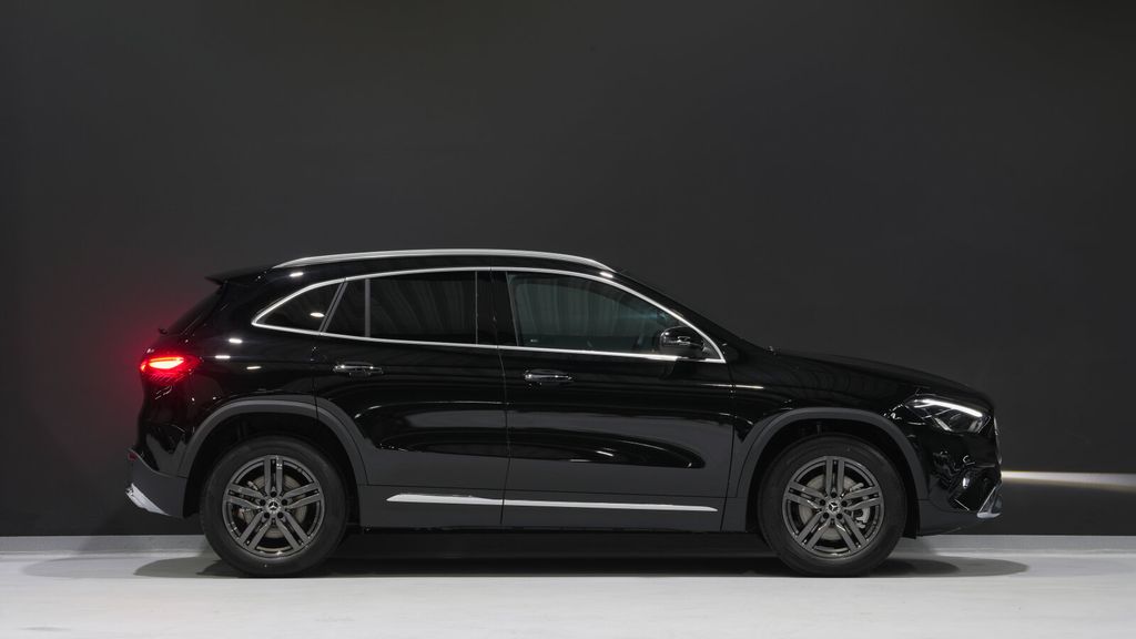 Mercedes-Benz GLA 250 2025
