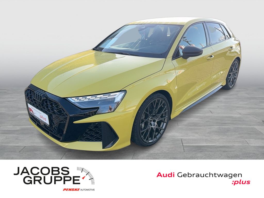 Audi RS3 2024