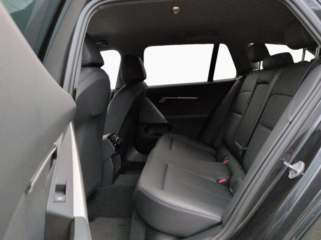 BMW i5 2024