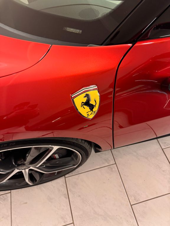 Ferrari 296 GTS 2024