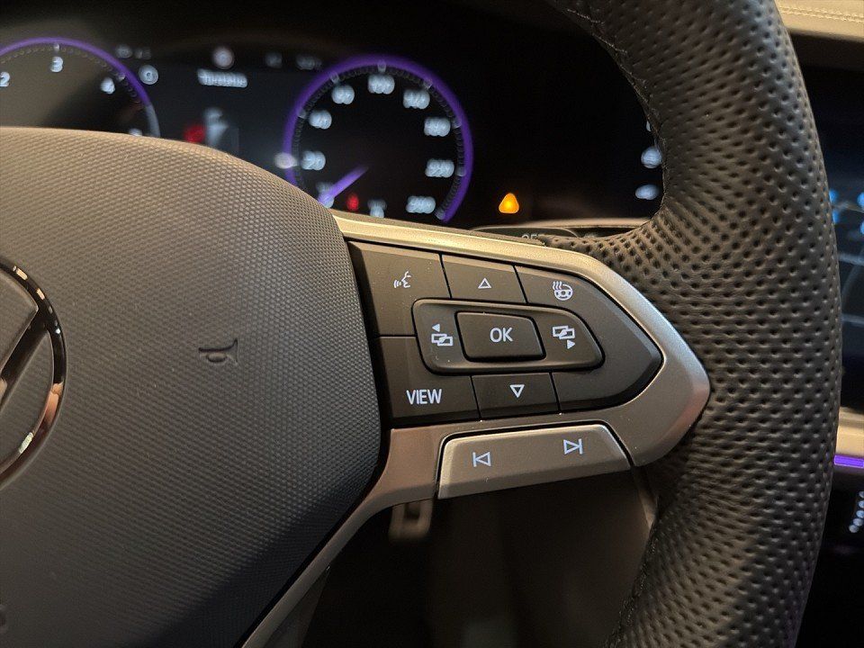 Volkswagen Touareg 2025