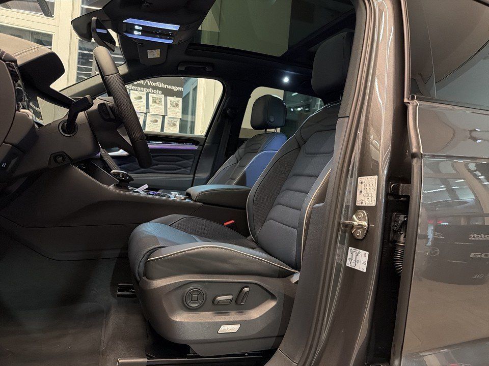 Volkswagen Touareg 2025