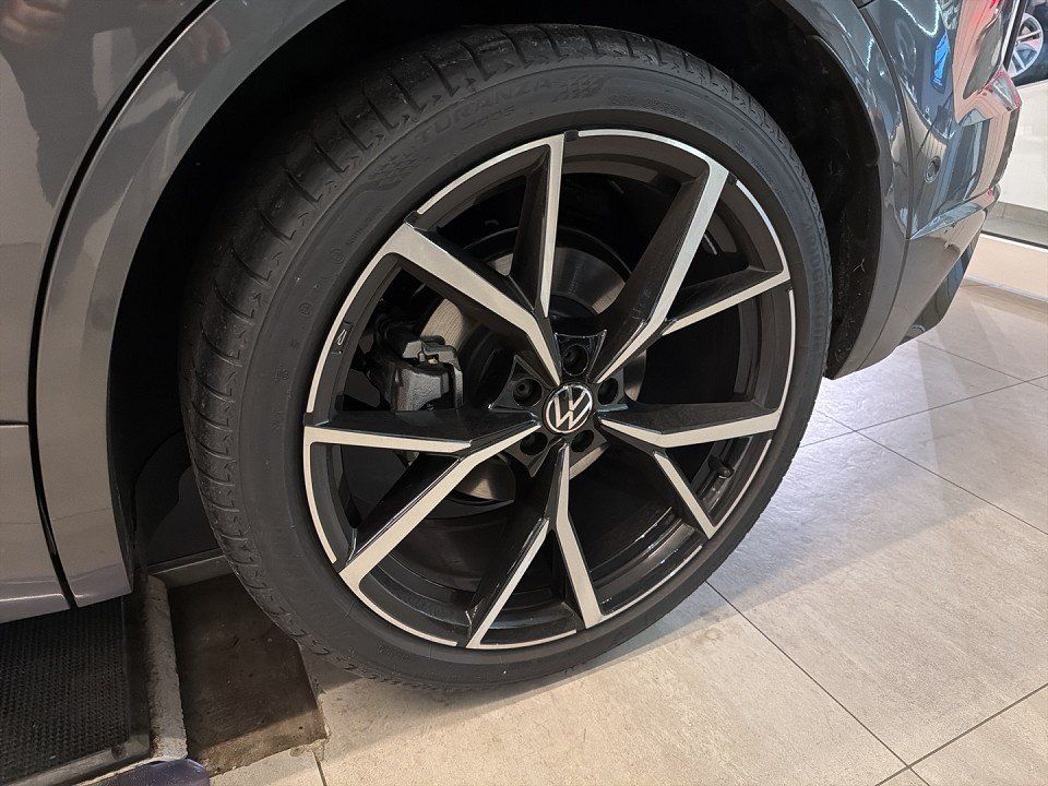 Volkswagen Touareg 2025