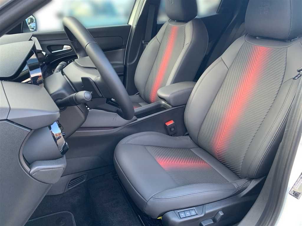 Alfa Romeo Junior 2025