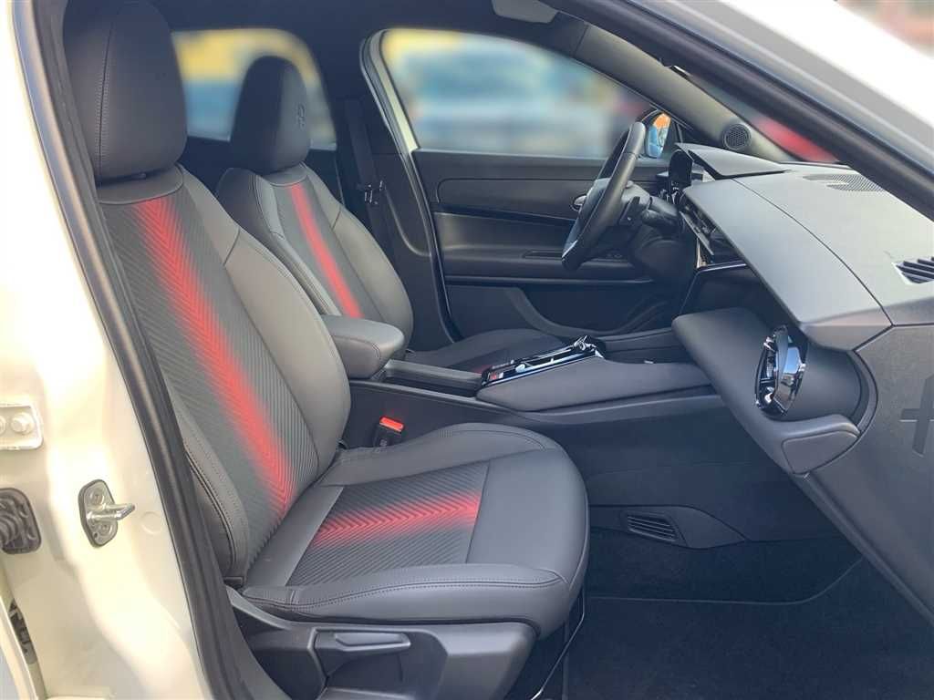 Alfa Romeo Junior 2025