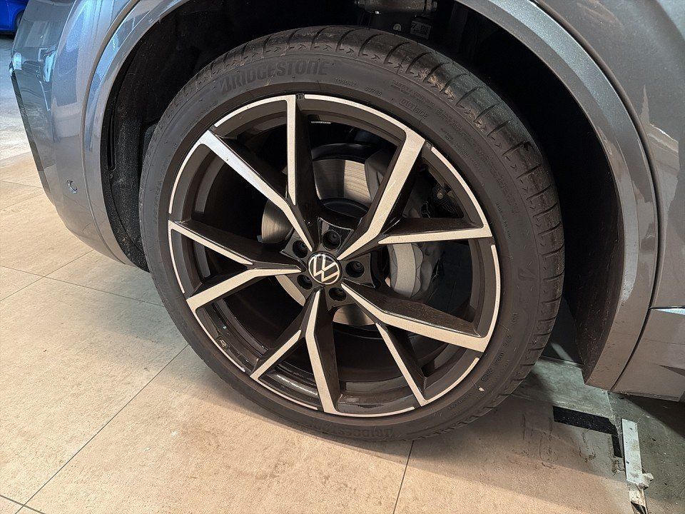 Volkswagen Touareg 2025