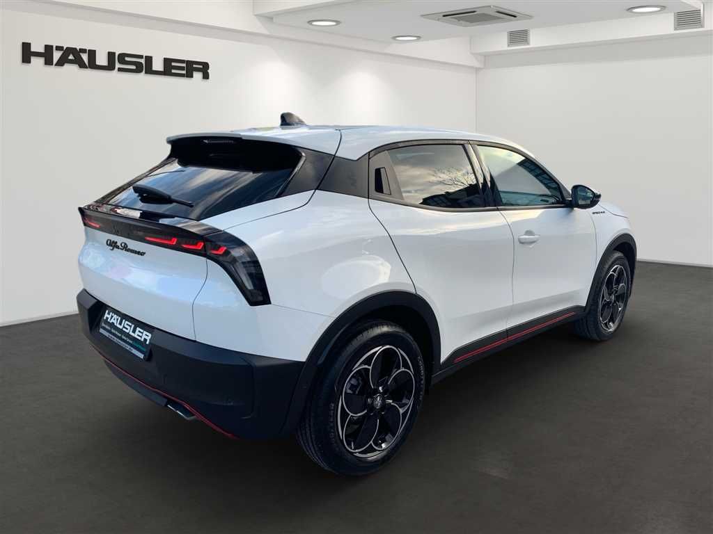 Alfa Romeo Junior 2025