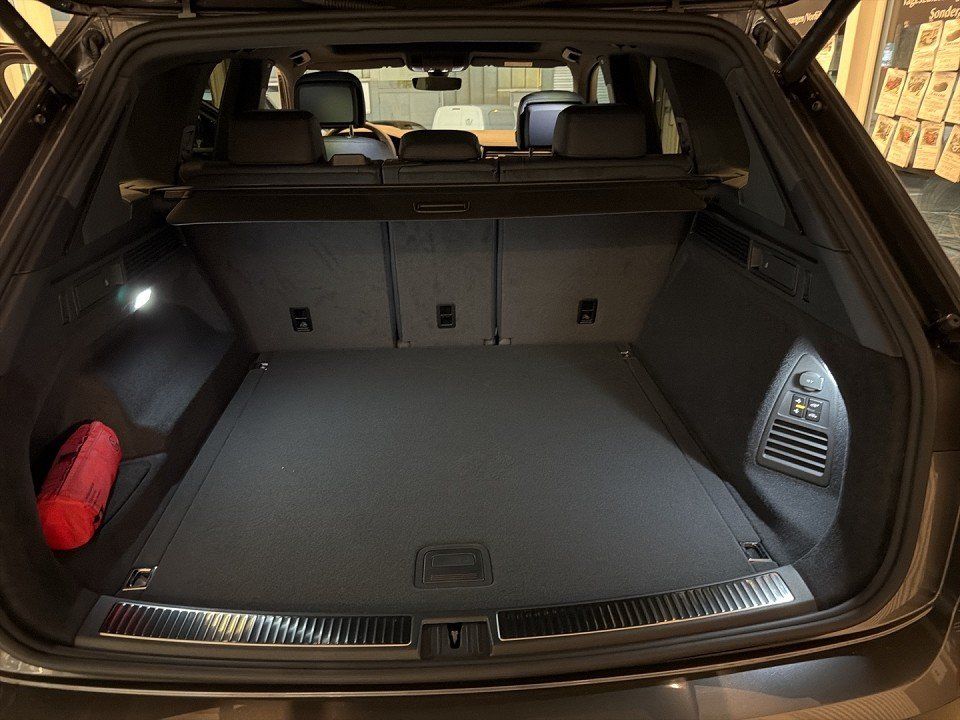 Volkswagen Touareg 2025