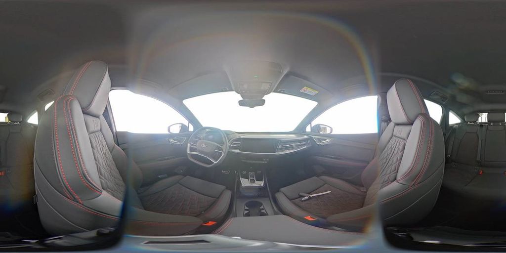 Audi Q4 e-tron 2025