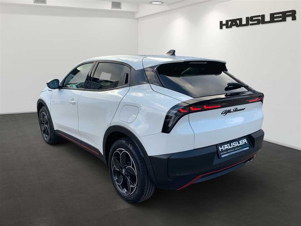 Alfa Romeo Junior 2025