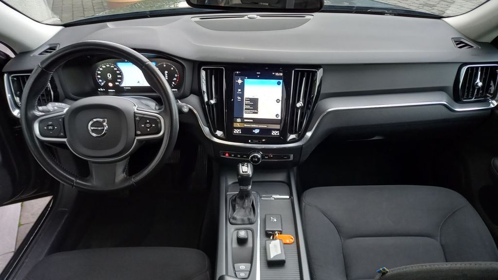 Volvo V60 2020
