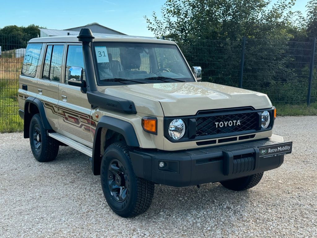 Toyota Land Cruiser