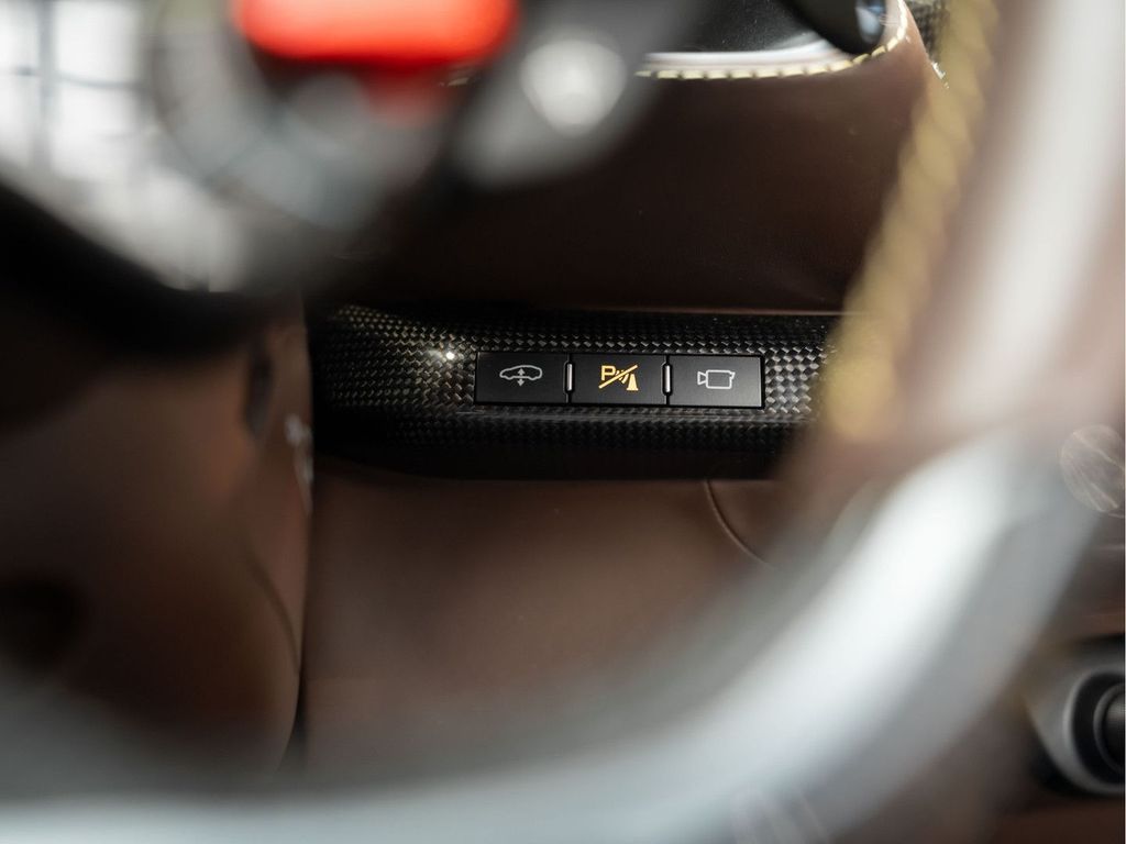 Ferrari 812 2022