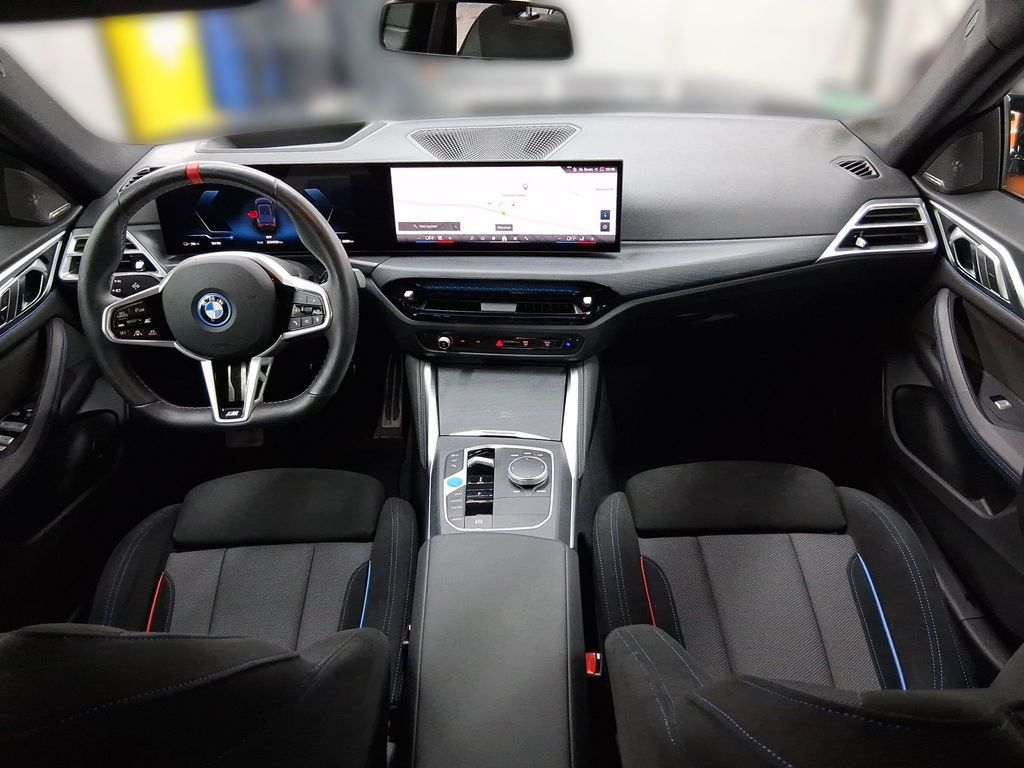 BMW i4 2025