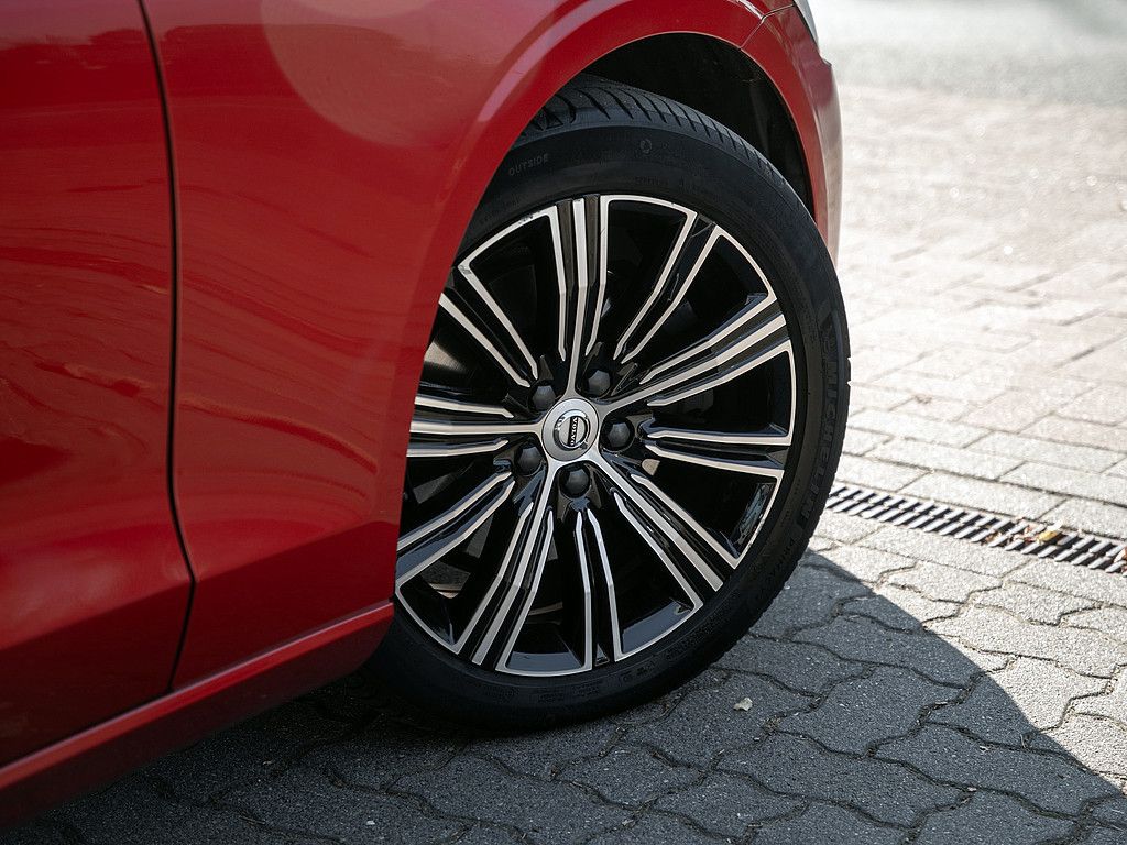 Volvo V60 2021