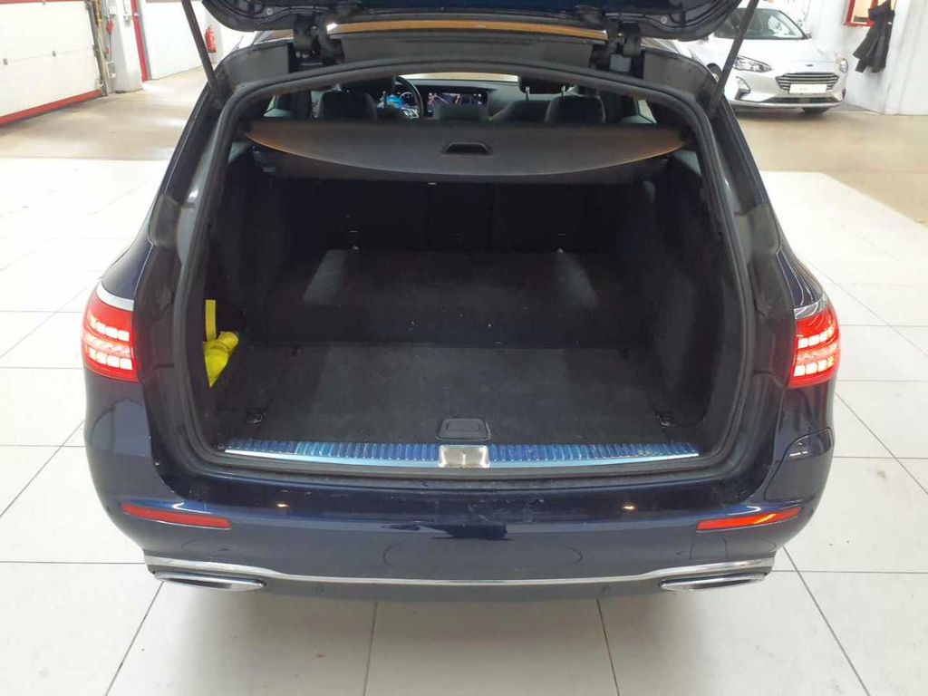 Mercedes-Benz E 300 2022
