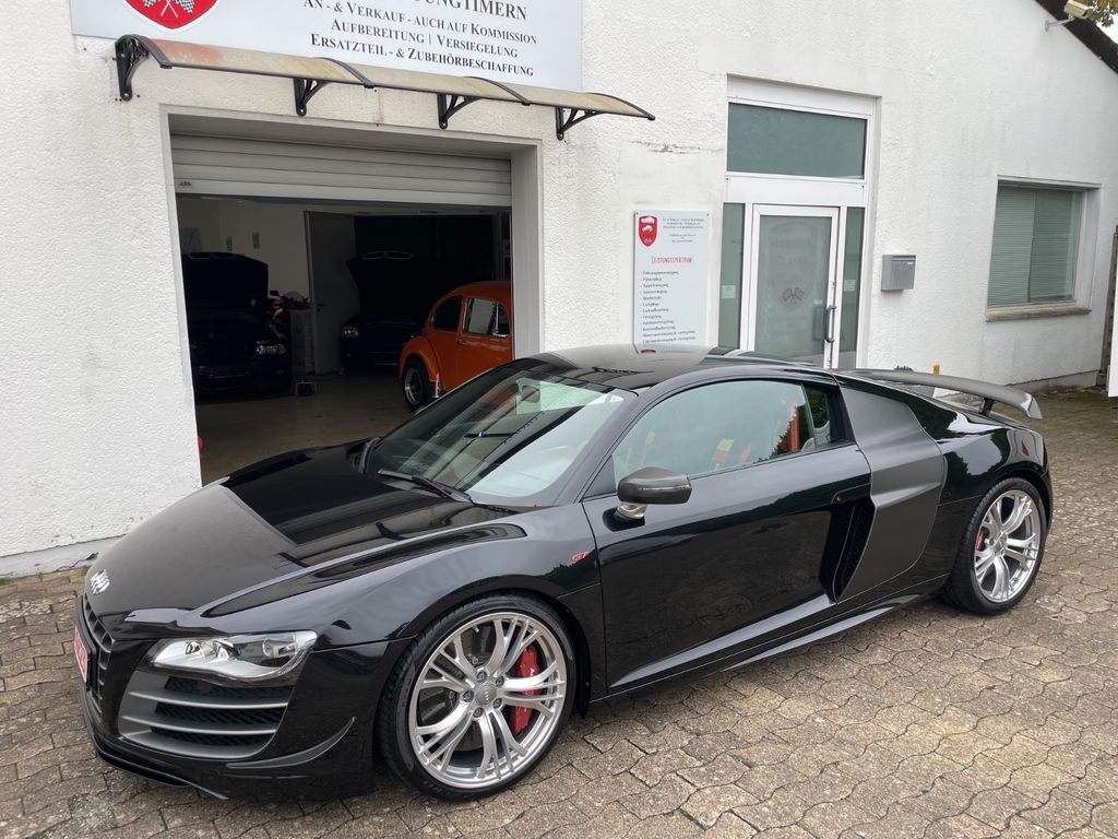 Audi R8 2012