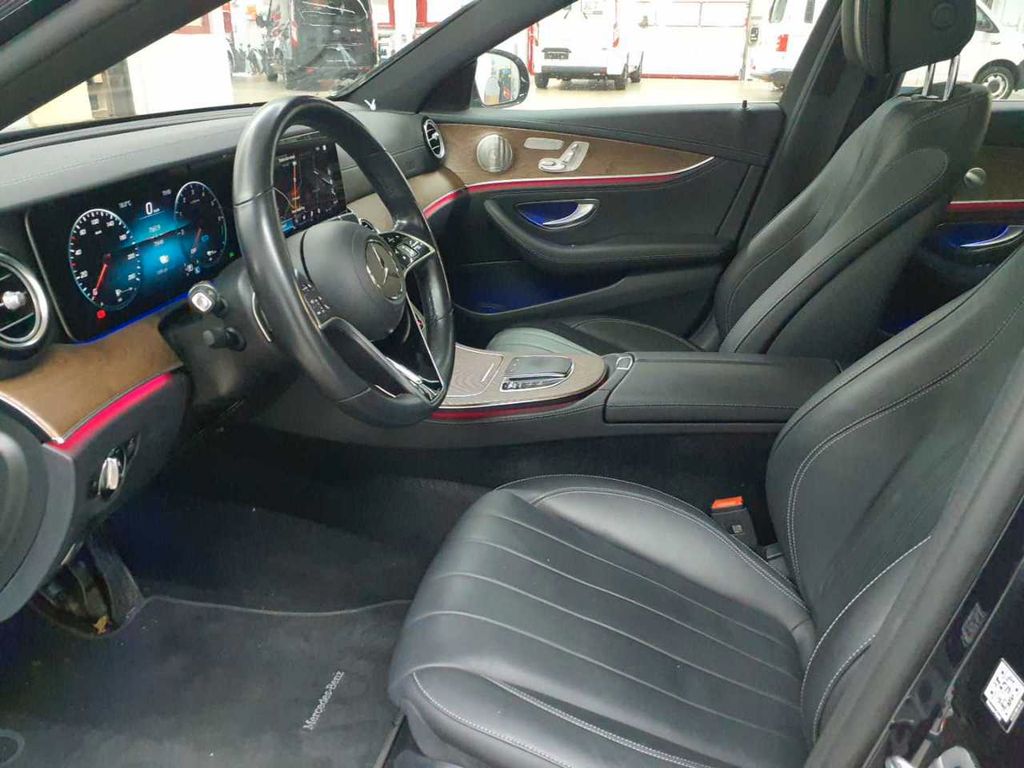 Mercedes-Benz E 300 2022