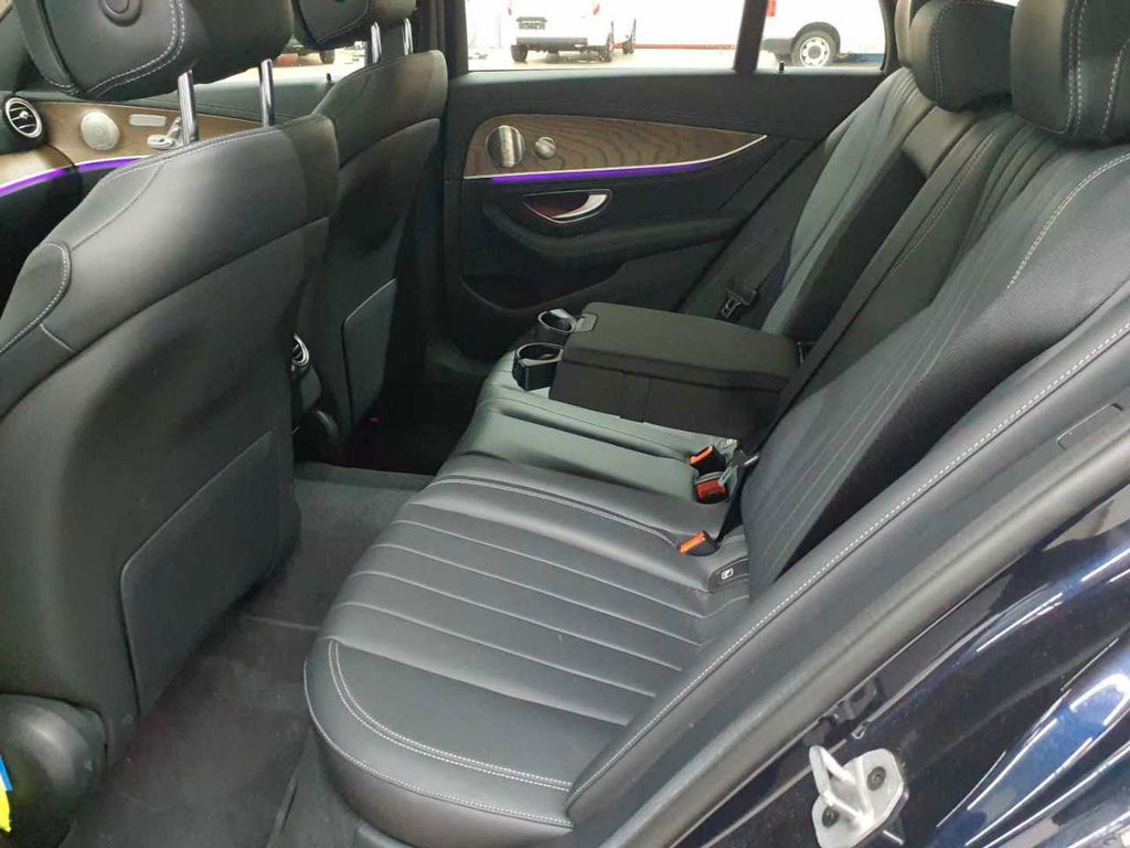 Mercedes-Benz E 300 2022