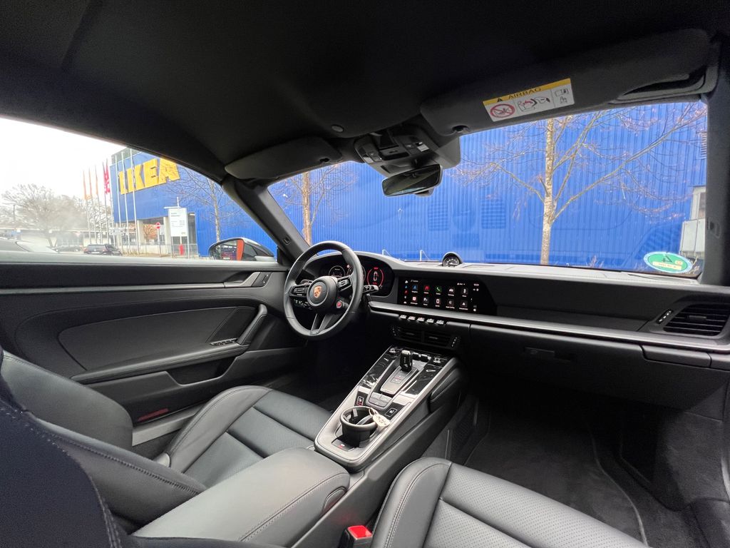 Porsche 992 2024