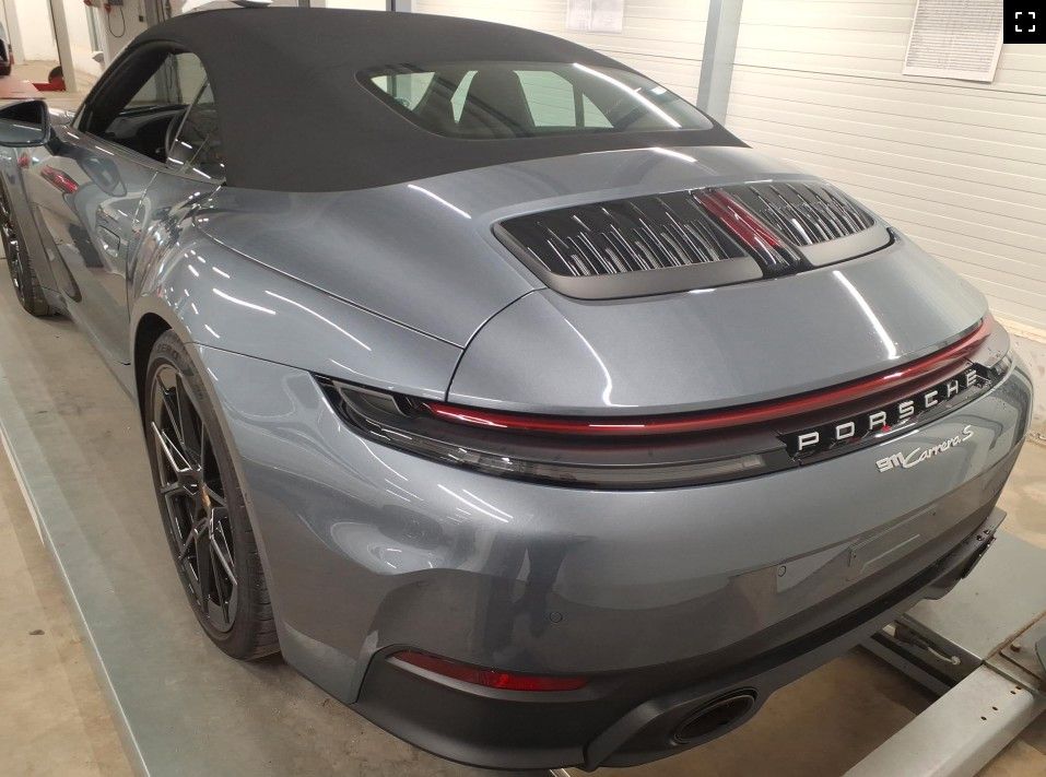 Porsche 992 2025