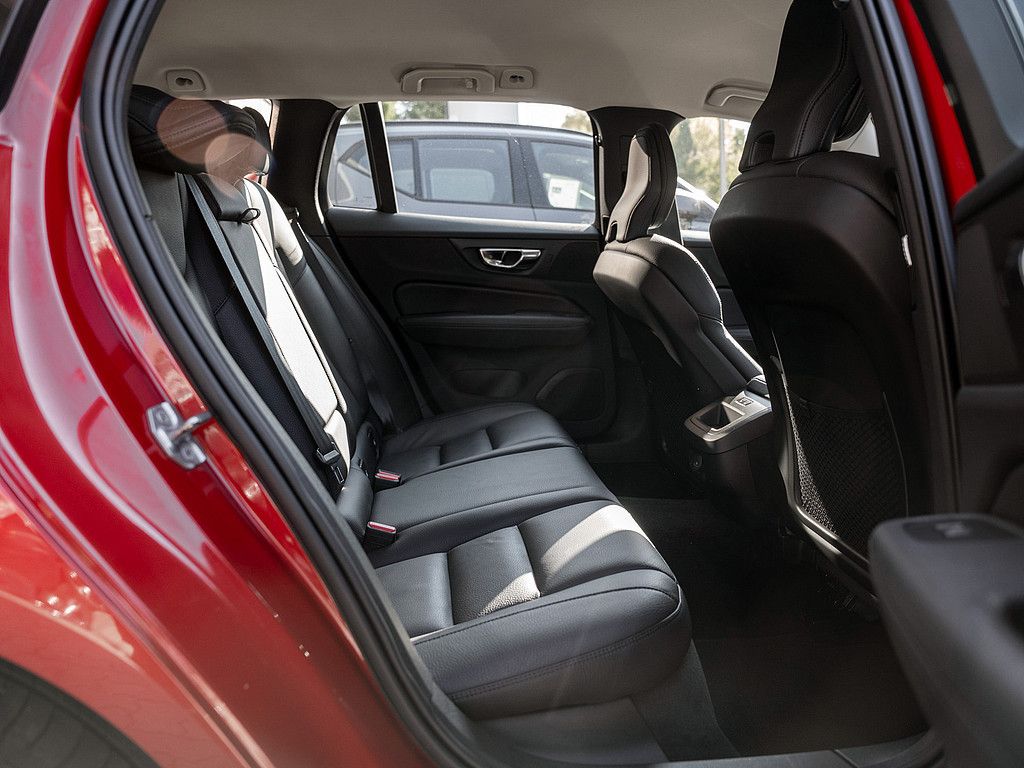 Volvo V60 2021