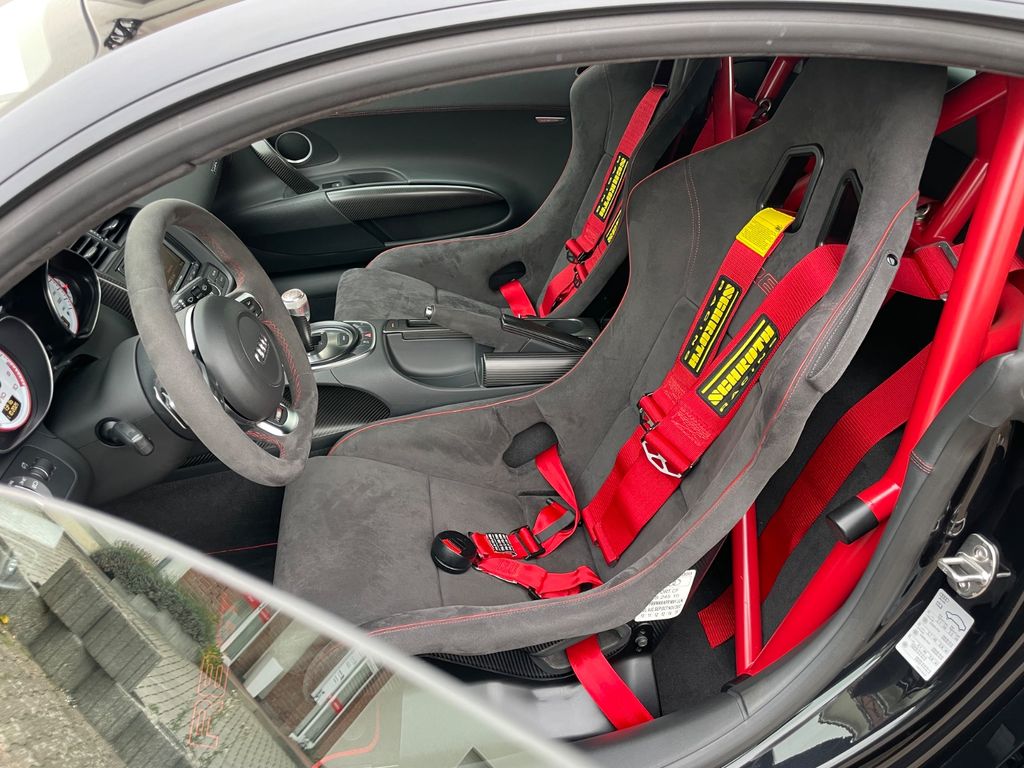 Audi R8 2012