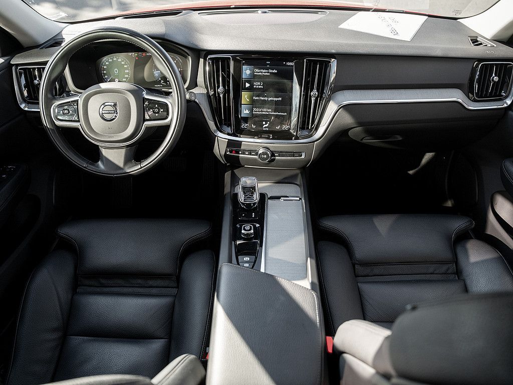 Volvo V60 2021